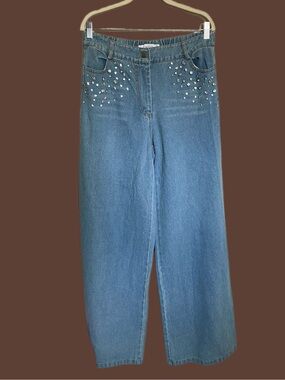 Light Blue Wide-Leg Jeans with Front Stud Detailing
